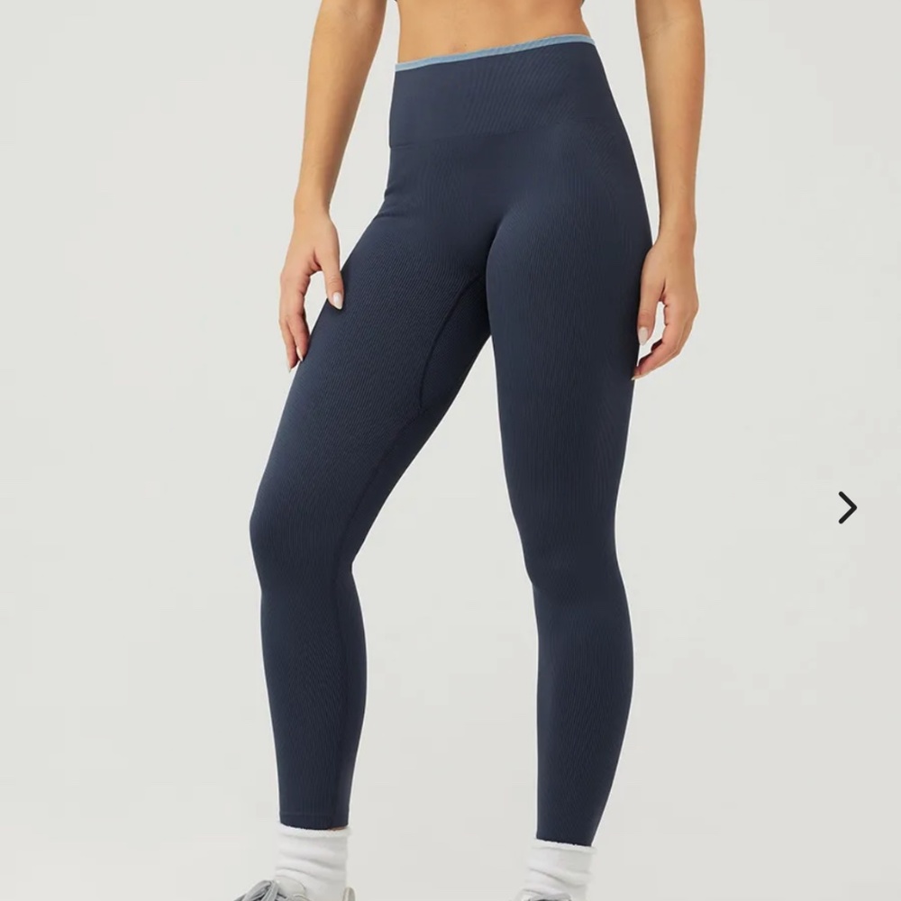 Outdoor Voices Leggings